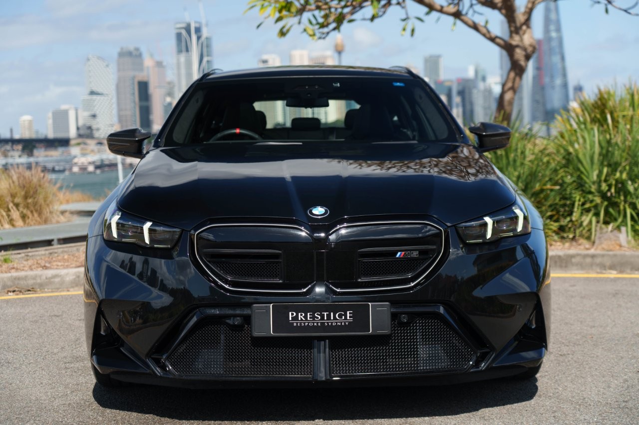 2025 BMW M5 Touring SUV Image 4
