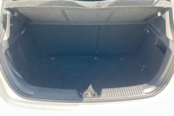 2015 Kia Rio UB S Hatch Image 10