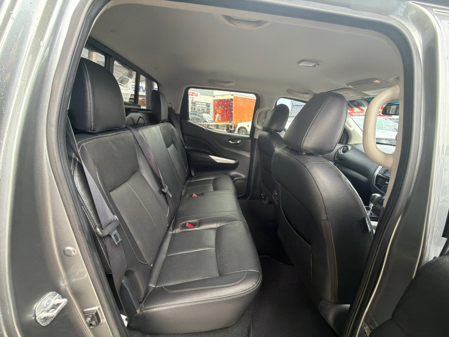 2018 Nissan Navara D23 Series 3 ST-X King Cab Pickup Image 11