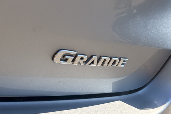 2018 Toyota Kluger GSU50R Grande SUV Image 10