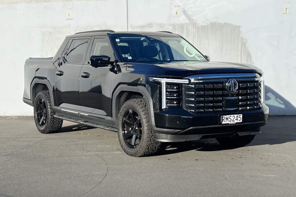 2025 MG U9 Explore Pro Ute Image 1