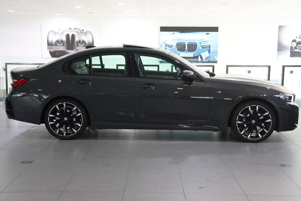 2025 BMW 3 Series G20 LCI II 330i M Sport Sedan image 5