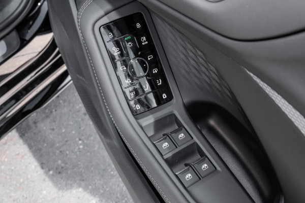 2025 Audi A5 B10 TFSI 200kW S line Sedan image 18