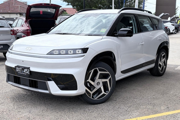 2026 Hyundai ELEXIO OE1.V1 Elite SUV Image 3