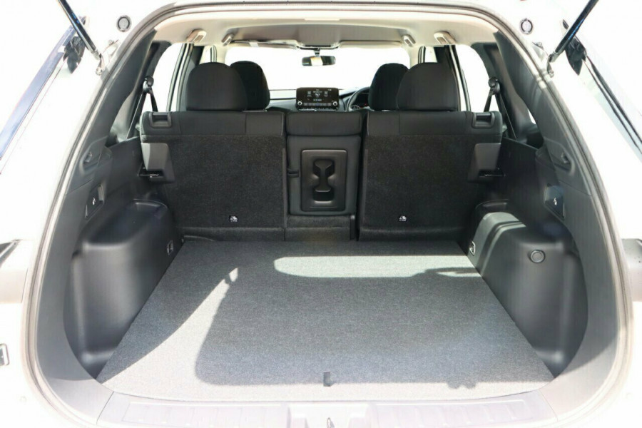 2024 Mitsubishi Outlander ZM ES SUV Image 8