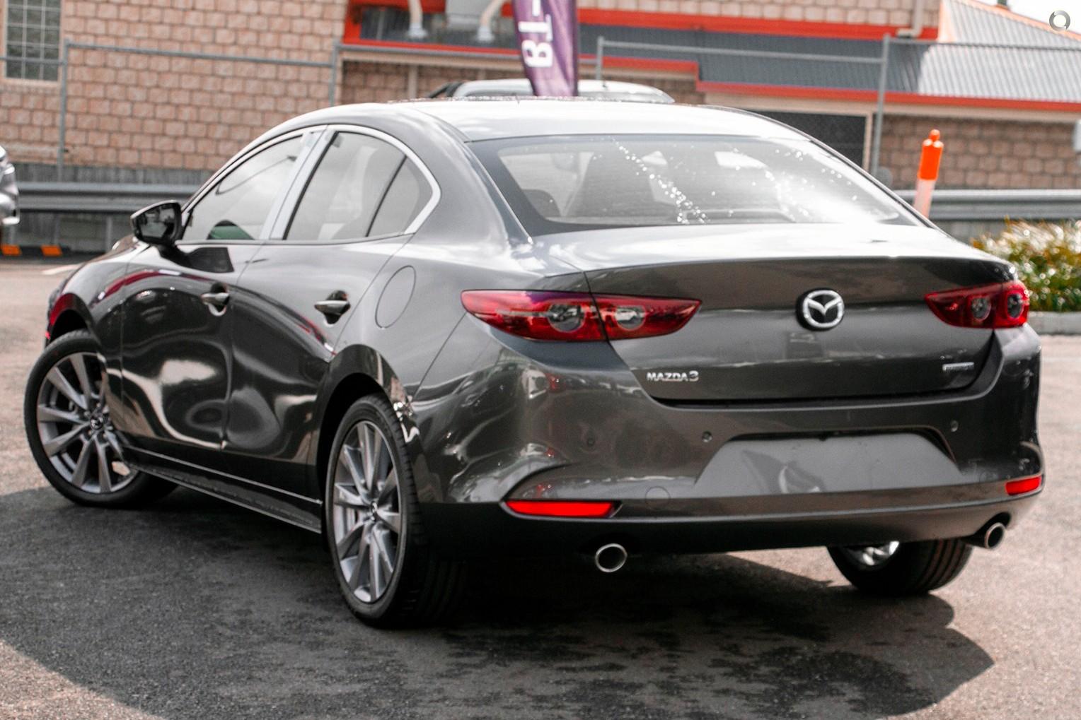 2023 Mazda 3 BP Series G20 Touring Hatch Image 4