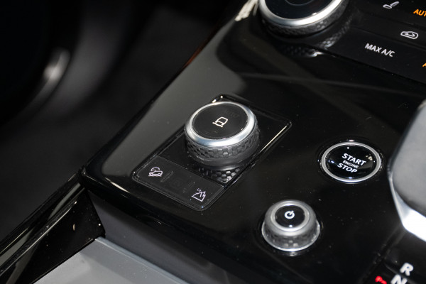 2023 Land Rover Range Rover Sport L461 D300 Dynamic SE SUV Image 19