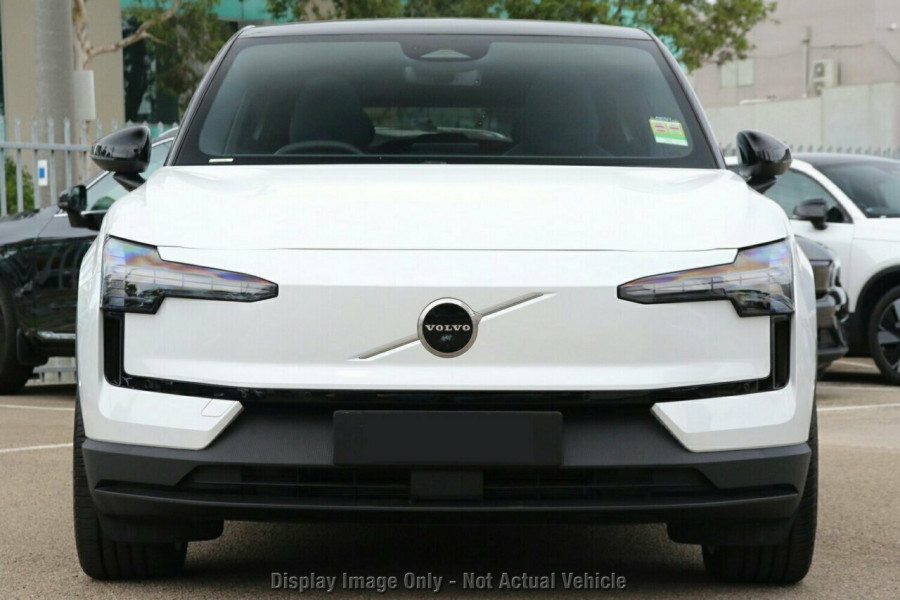 2024 Volvo EX30  Twin Motor Performance Ultra SUV Image 17