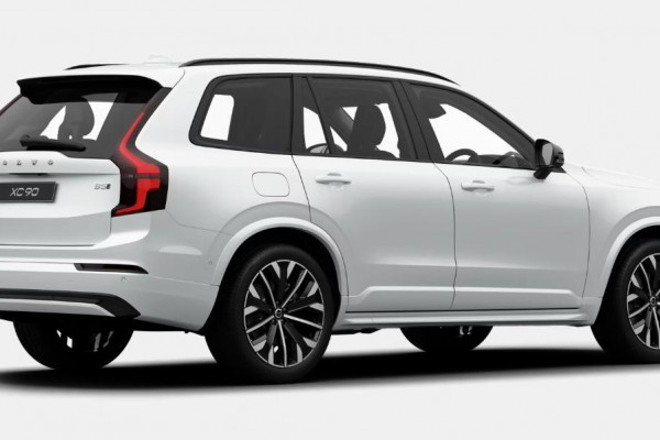 2026 Volvo XC90 L Series Ultra B5 Dark SUV Image 3