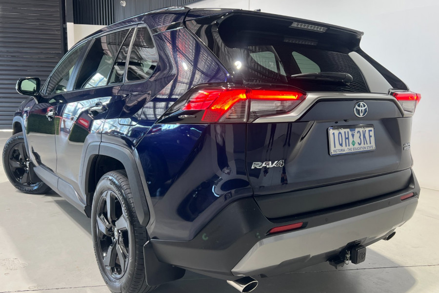 2019 Toyota RAV4 ASA44R Cruiser SUV Image 8