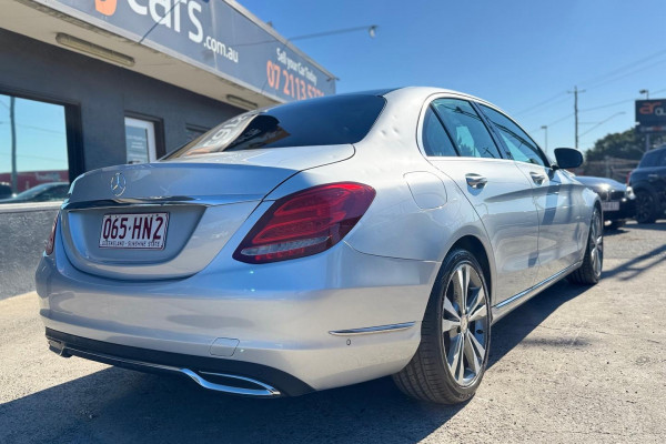 2014 Mercedes-Benz C-Class W205 C200 Sedan Image 5