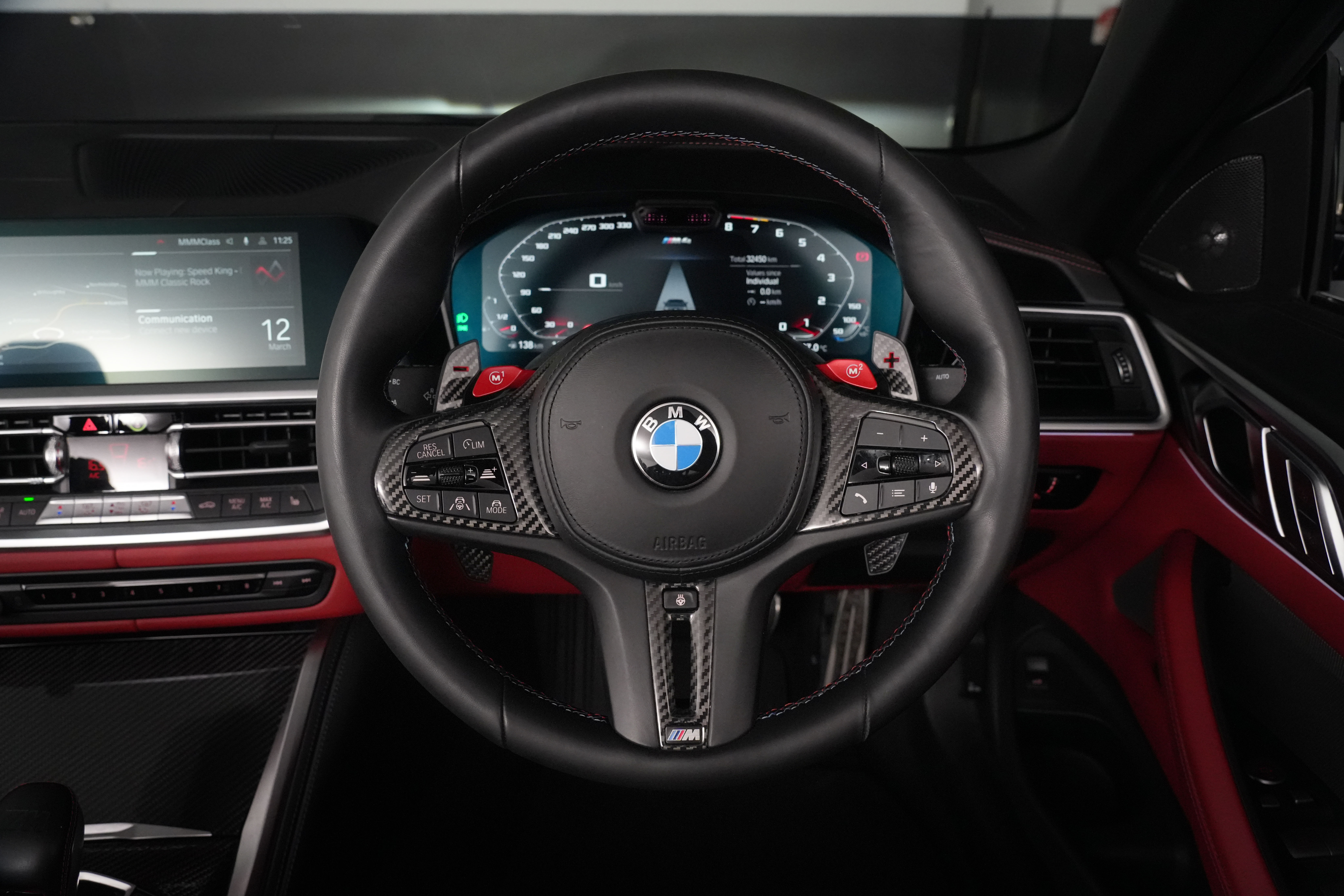 2022 BMW M4 Competition Convertible Image 30