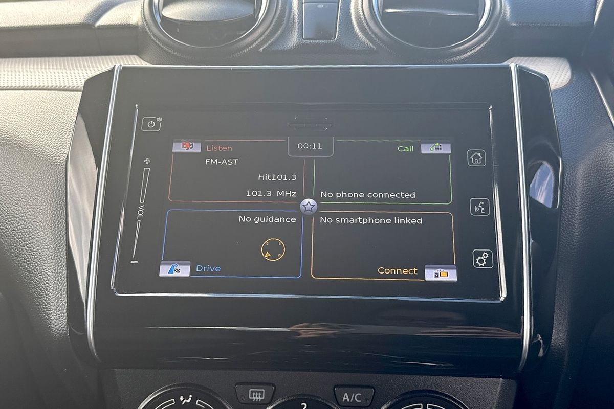 2023 Suzuki Swift AZ Series II GL Hatch Image 12