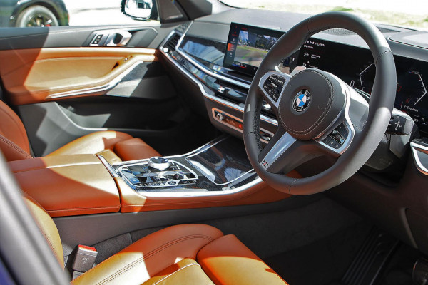 2025 BMW X5 G05 LCI xDrive30d M Sport SUV image 11