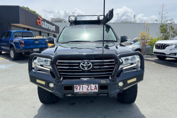 2019 Toyota LandCruiser VDJ200R VX SUV Image 3