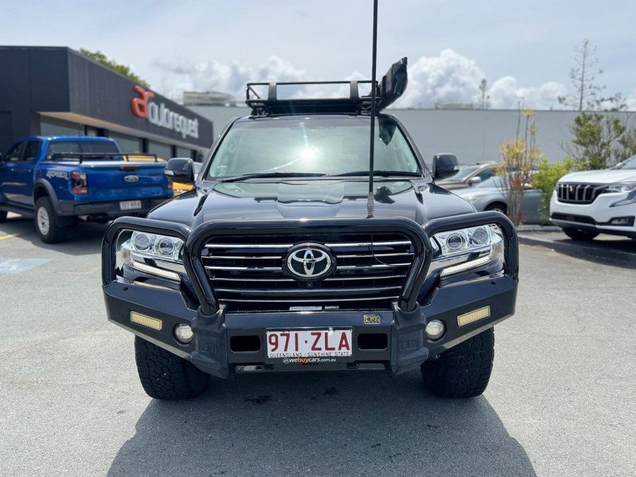2019 Toyota LandCruiser VDJ200R VX SUV Image 3