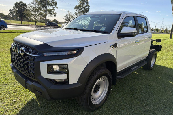2026 JAC T9  Tradepro Cab Chassis Image 8