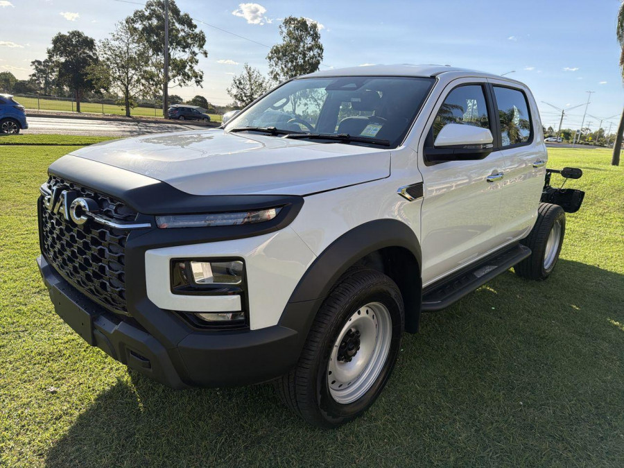 2026 JAC T9  Tradepro Cab Chassis Image 8