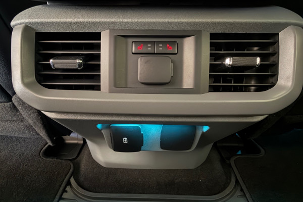 2024 Ford F-150  Lariat Dual Cab Image 16