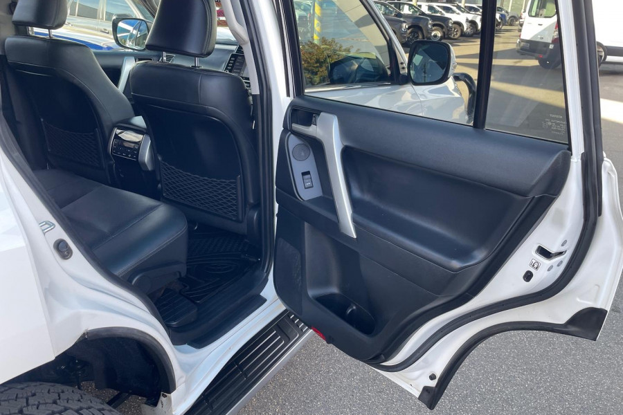 2021 Toyota LandCruiser Prado GDJ150R VX SUV Image 15