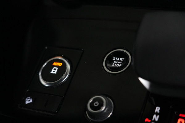2023 Land Rover Range Rover Sport L461 D300 Dynamic SE SUV image 17