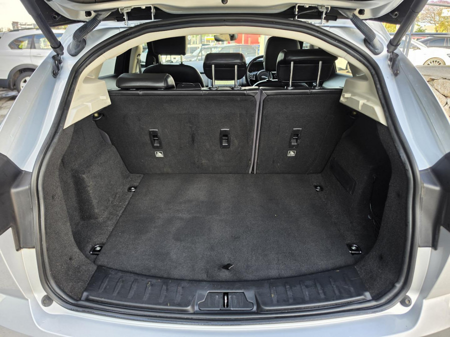 2018 Jaguar E-PACE X540 D240 HSE SUV Image 20