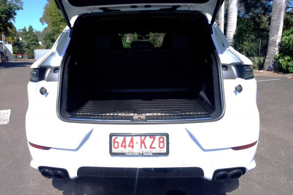 2024 Porsche Cayenne 9YA II GTS SUV Image 19