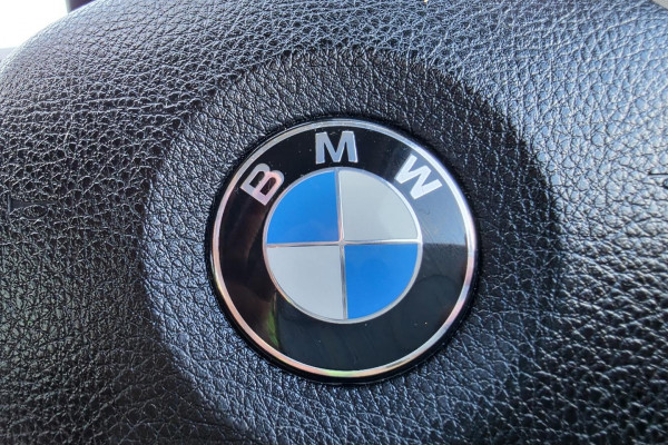 2016 BMW 1 Series F20 LCI 118i Sport Line Hatch Image 21