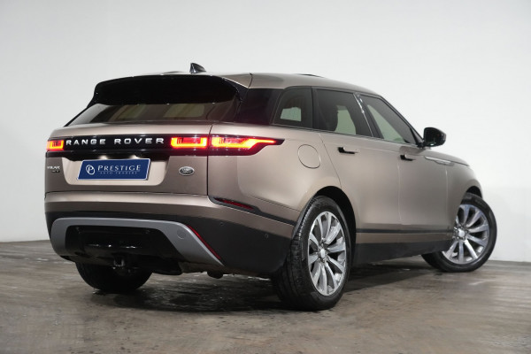 2018 Land Rover Range Rover Velar L560 D300 SE SUV image 7