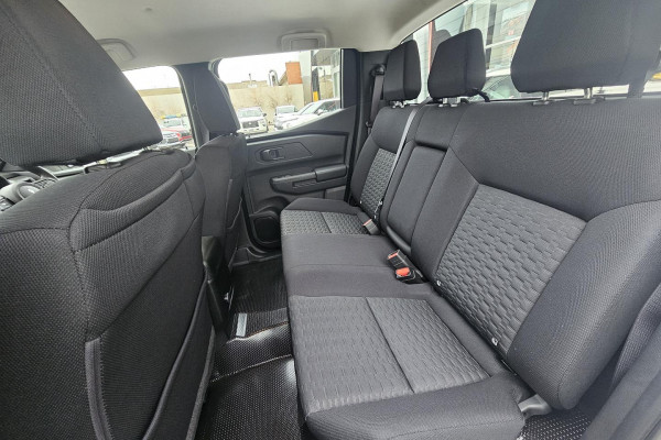2025 Mitsubishi Triton MV  GLX Cab Chassis Image 14