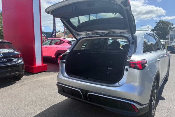 2026 MG MGS6 EV IS3E Essence SUV Image 8
