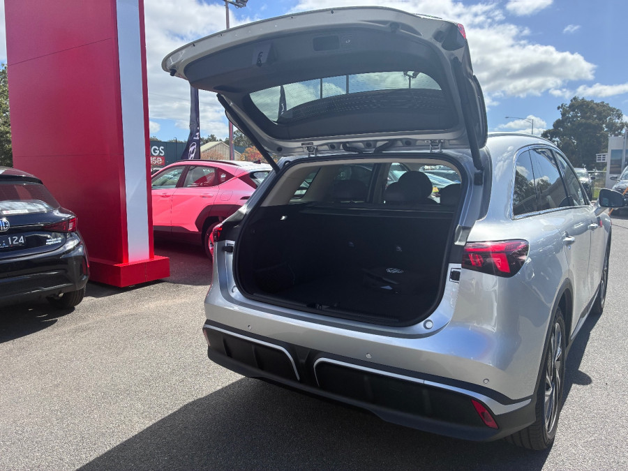 2026 MG MGS6 EV IS3E Essence SUV Image 8