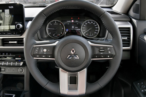 2024 Mitsubishi Triton MV GLS Ute Image 5