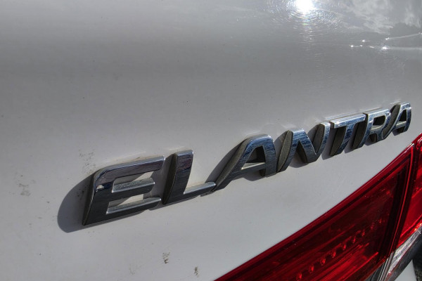 2012 Hyundai Elantra MD Active Sedan Image 13