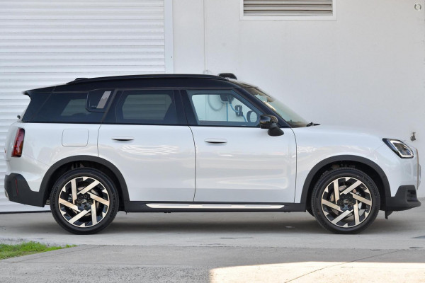2025 MINI Countryman U25 S Favoured SUV
