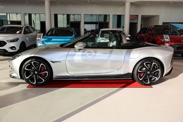 2024 MY24.5 MG Cyberster EC32  Convertible