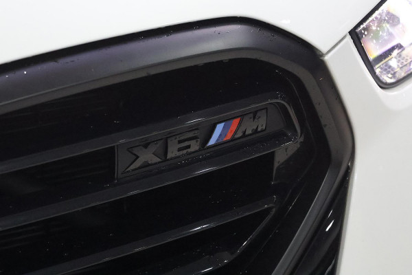 2025 BMW X6 M G06 LCI X6 M Competition SUV image 3