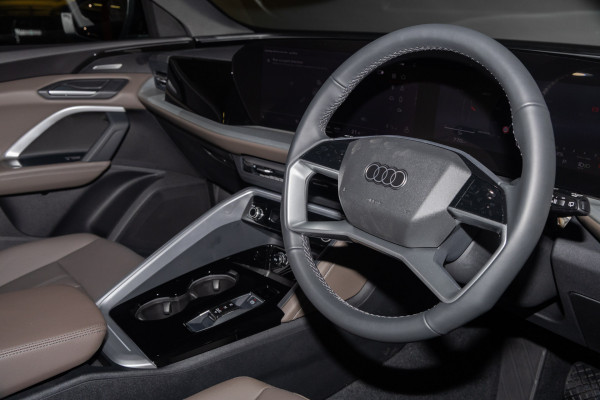 2025 Audi Q5 GU TFSI 150kW SUV image 7