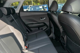 2025 Hyundai KONA SX2.V2 Premium SUV image 9