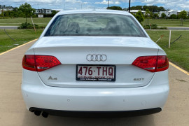 2011 Audi A4 B8 8K  Sedan