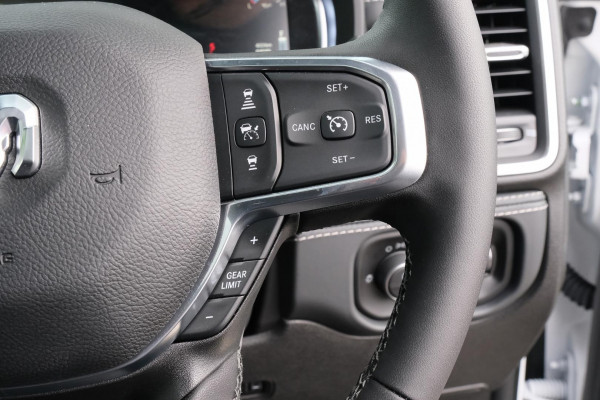 2026 Ram 2500 DJ Laramie Ute Image 20