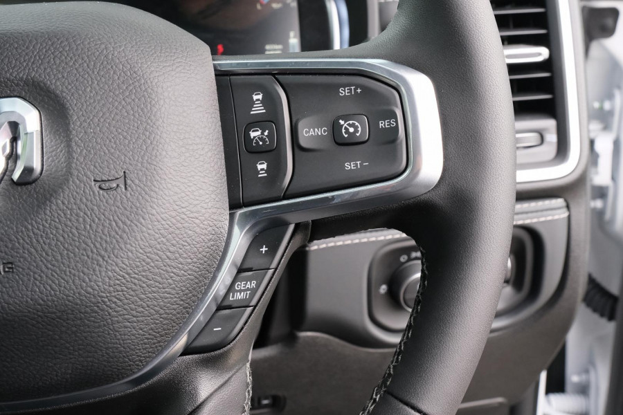 2026 Ram 2500 DJ Laramie Ute Image 20