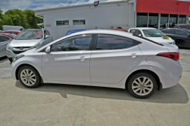 2015 Hyundai Elantra MD3 SE Sedan