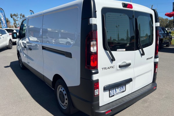 2025 Renault Trafic X82 Pro Van Image 9