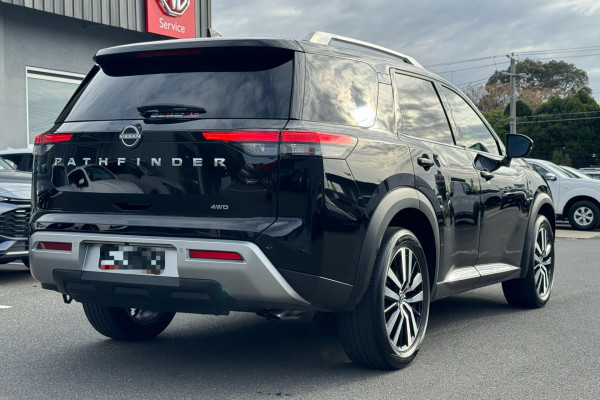 2025 MY24 Nissan Pathfinder R53 Ti-L SUV Image 7