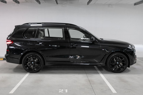 2026 BMW X7 G07 LCI xDrive40d M Sport SUV image 3