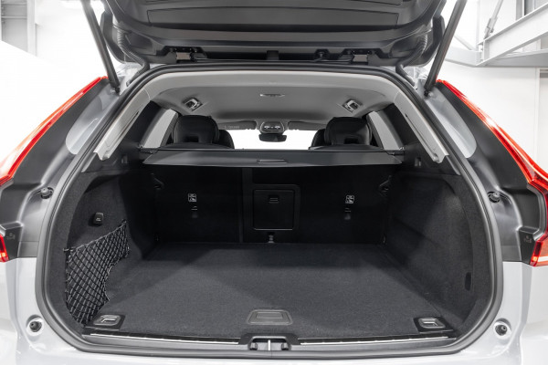 2026 Volvo XC60 UZ B5 Plus 2L Petrol AWD SUV Image 8