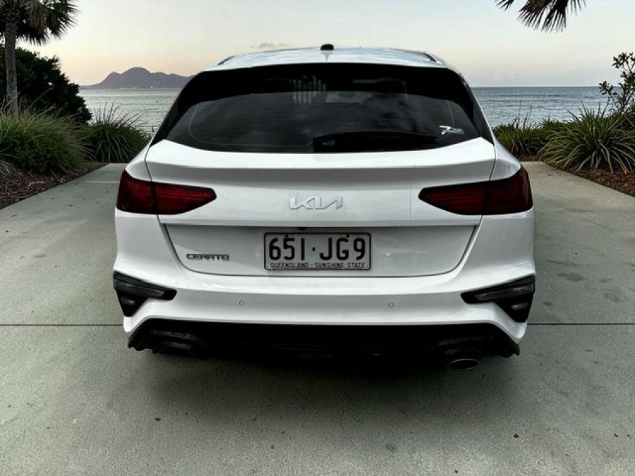 2023 MY24 Kia Cerato BD S Hatch Image 5