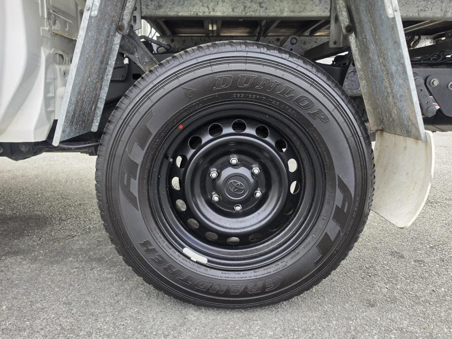 2018 Toyota HiLux GUN125R WorkMate Cab Chassis Image 11