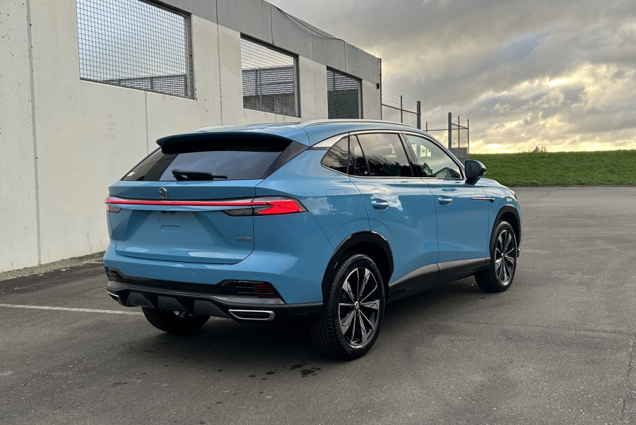 2025 MG HS Essence SUV Image 6
